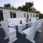 Ferienhaus Owls Camp Karwienskie Bloto Drugie