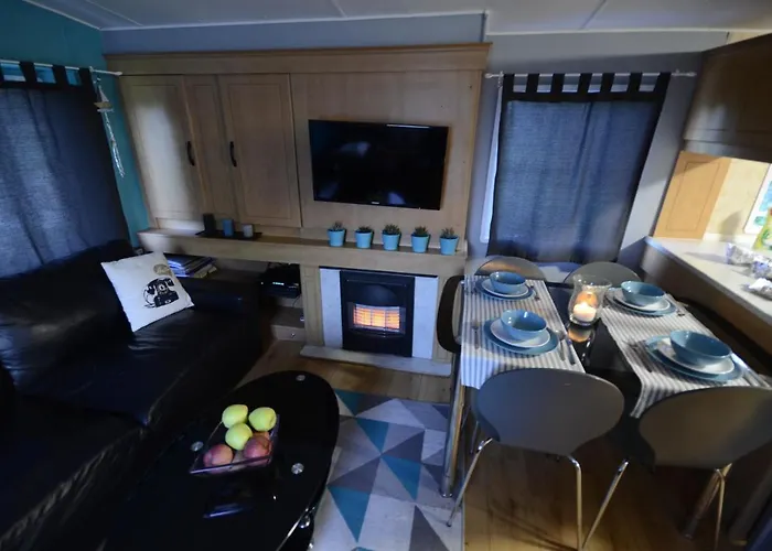 Owls Camp Semesterbostad