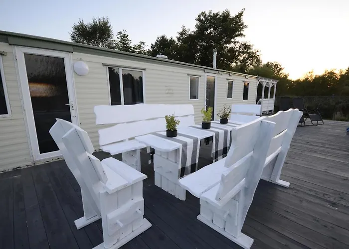 Semesterbostad Owls Camp Karwienskie Bloto Drugie