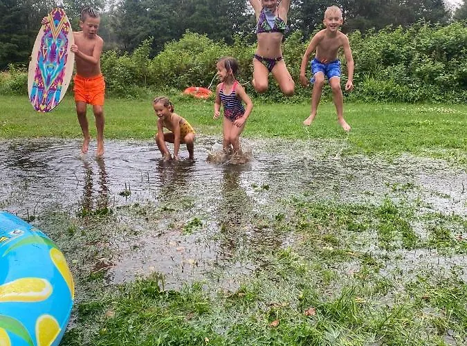 Owls Camp Semesterbostad *